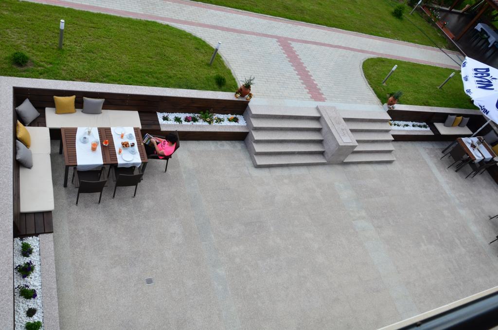 Guesthouse Green Fields 가르멘 외부 사진
